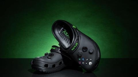 xbox-chega-aos-seus-pes-com-crocs-que-imitam-o-controle
