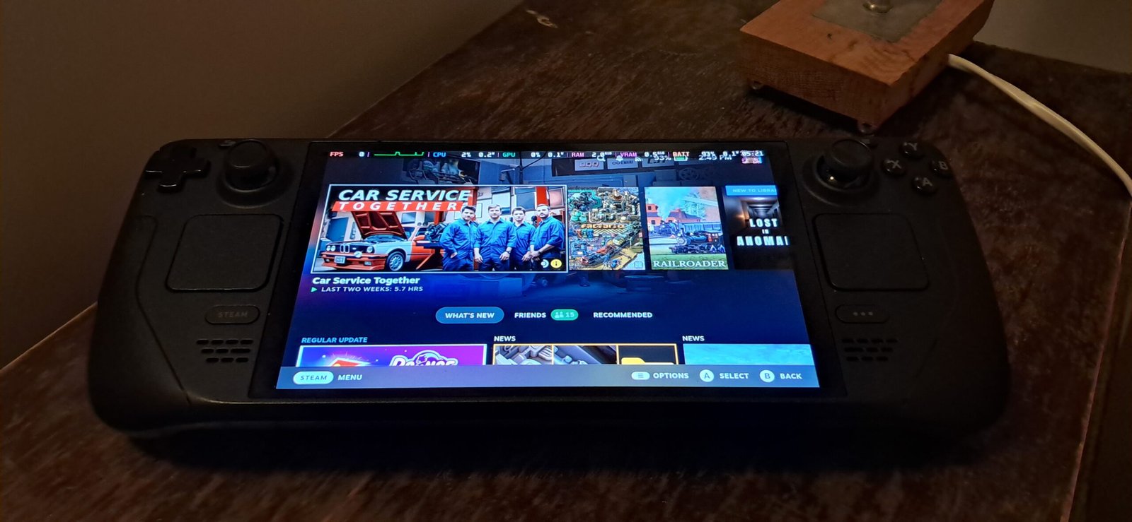 Steam Deck OLED em foto de contexto para o Steam Next Fest